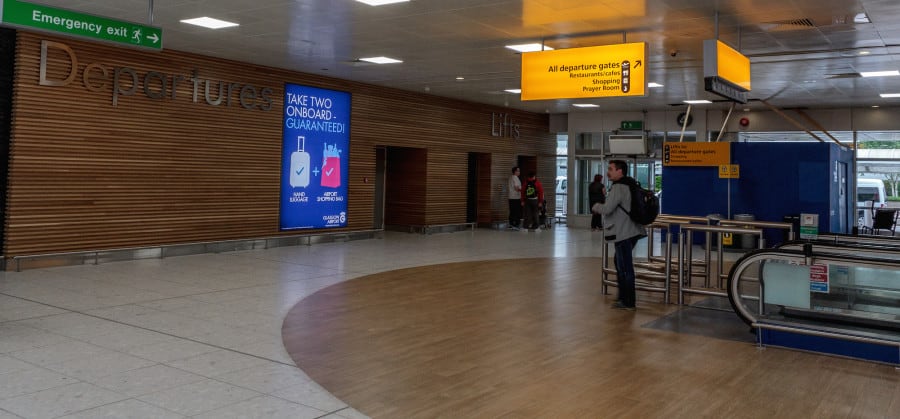 Departures feature wall, Glasgow International Airport