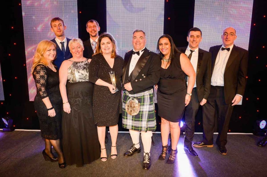 PACIFIC managing director Brian Gallacher was honoured to present one of the prizes at the annual Glasgow Airport Awards at the Double Tree by Hilton in Glasgow on Friday, April 21, 2017. He handed over the trophy for Caterer of the Year to the staff at Frankie & Benny's.